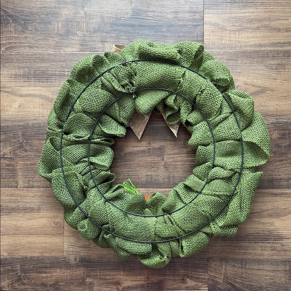 Handmade 18” Burlap Easter Bunny Themed Wreath New! - Picture 4 of 5